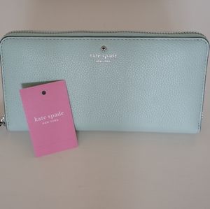 Kate Spade Larchmont Avenue Neda Wallet